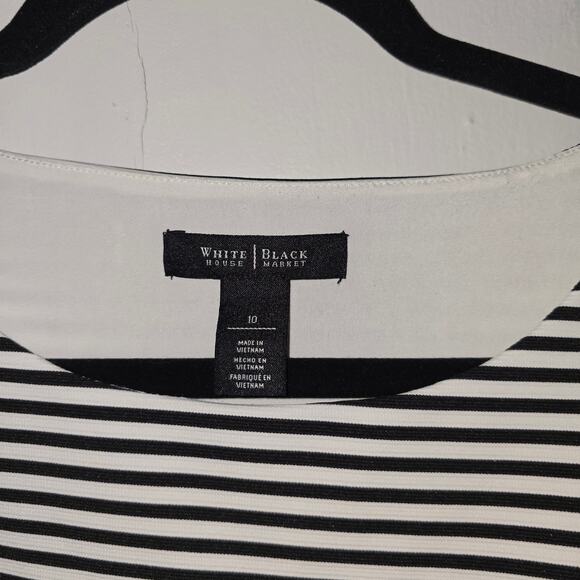 White house black market 
Women's sleeve white and black horizontal stripes 
10 - Picture 2 of 3